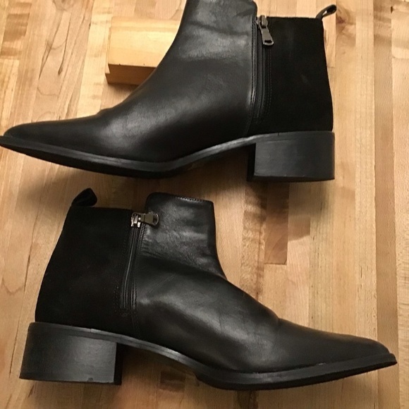 Fabianelli Made in Italy black leather pointy toe side zip block heel boots. S 8 - Picture 8 of 11